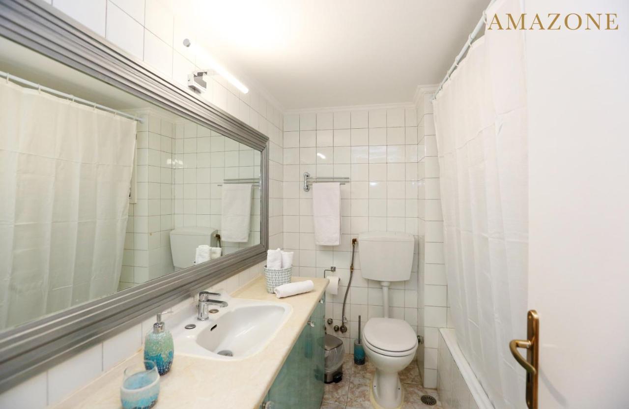 Melma Properties-Amazone-Premium Apartment In Piraeus Center Buitenkant foto